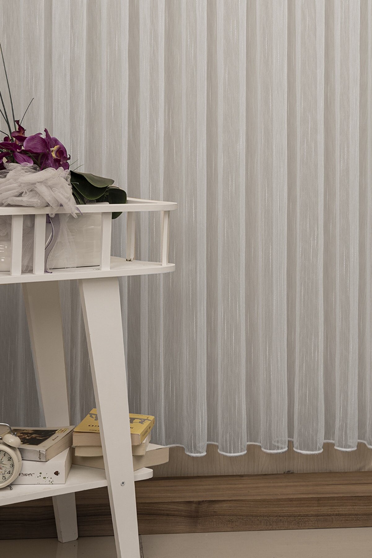 ECE TÜL PERDE - HALATLI KRUVAZE PÜSKÜLLÜ TÜL PERDE